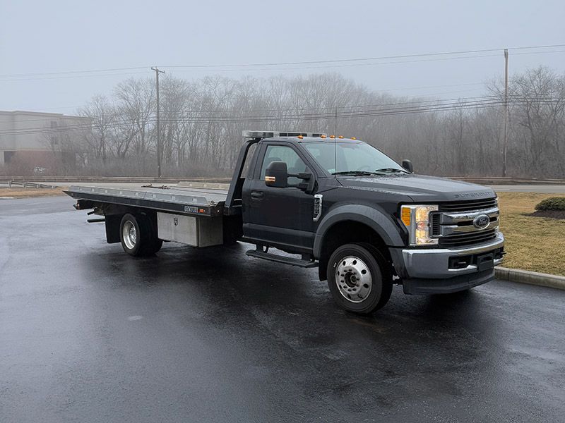 2017 Ford F550 (Key# 5251) 1